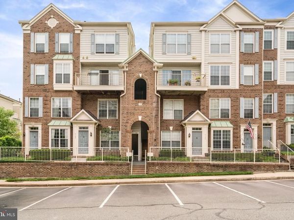 4105 OXFORD LANE, Unit 302, FAIRFAX, VA 22030