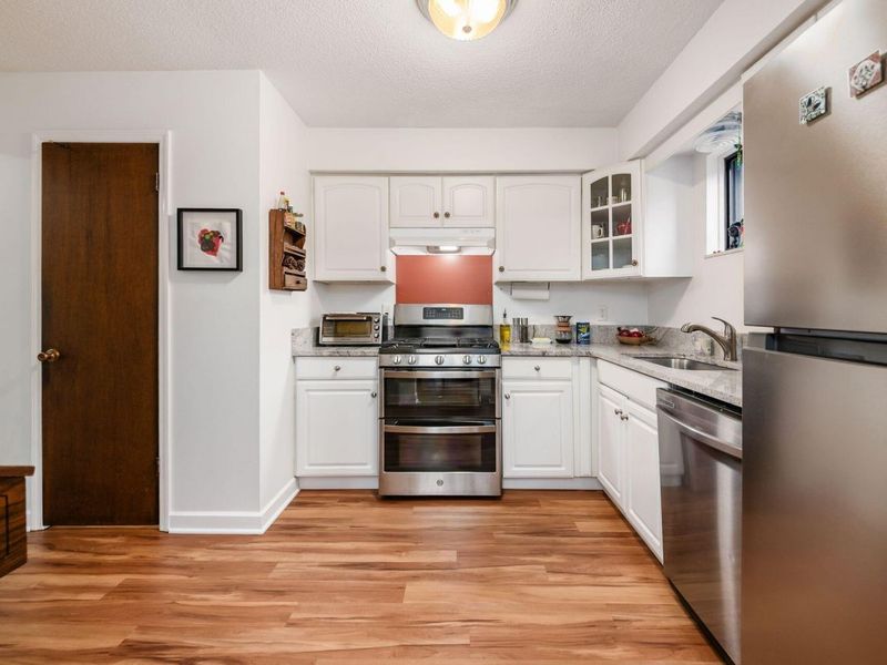 4753 Olentangy River Road, Unit B, Columbus, OH 43214 Photo 11