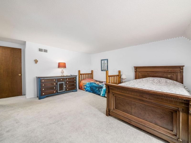 4753 Olentangy River Road, Unit B, Columbus, OH 43214 Photo 20