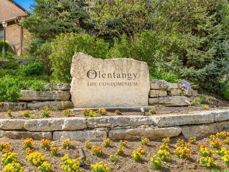 4753 Olentangy River Road, Unit B, Columbus, OH 43214 Photo 28