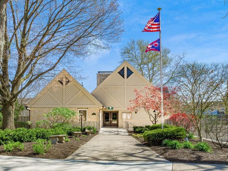 4753 Olentangy River Road, Unit B, Columbus, OH 43214 Photo 3