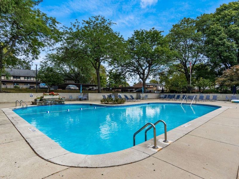 4753 Olentangy River Road, Unit B, Columbus, OH 43214 Photo 31