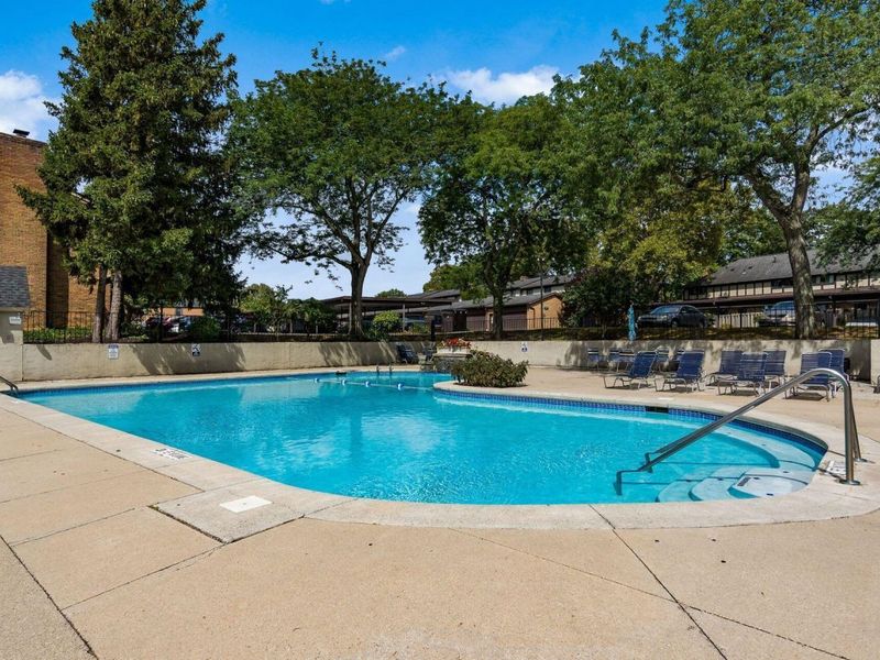 4753 Olentangy River Road, Unit B, Columbus, OH 43214 Photo 34