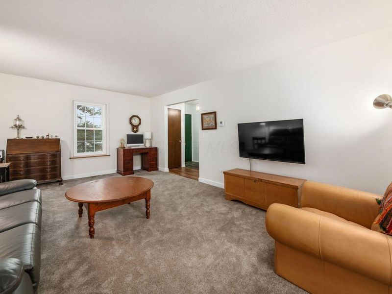 4753 Olentangy River Road, Unit B, Columbus, OH 43214 Photo 7