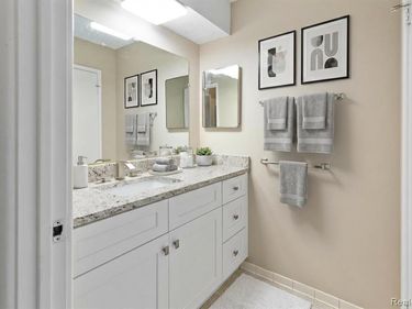 1545 CHERBONEAU, Detroit, MI 48207