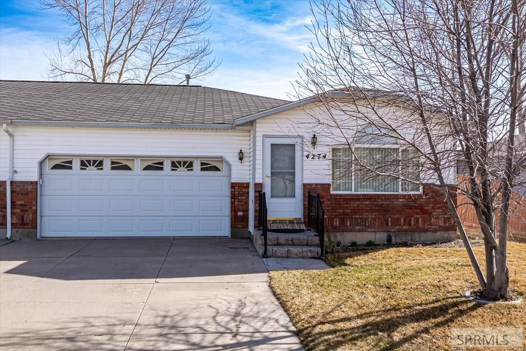 4274 Henderson Lane, Pocatello, ID 83202 Main Photo
