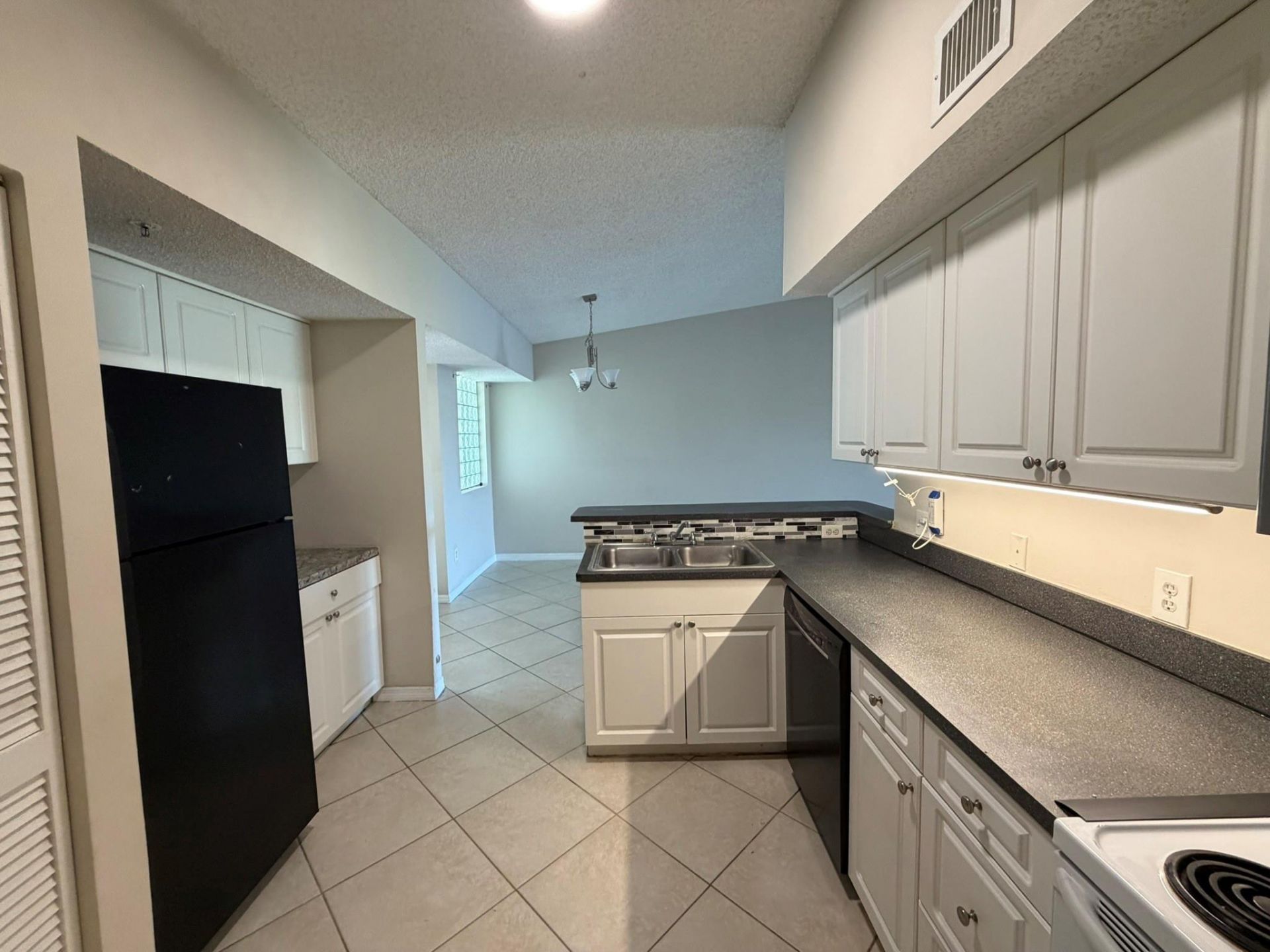 165 NW 96th Te, Unit 3306, Pembroke Pines, FL 33024 Photo