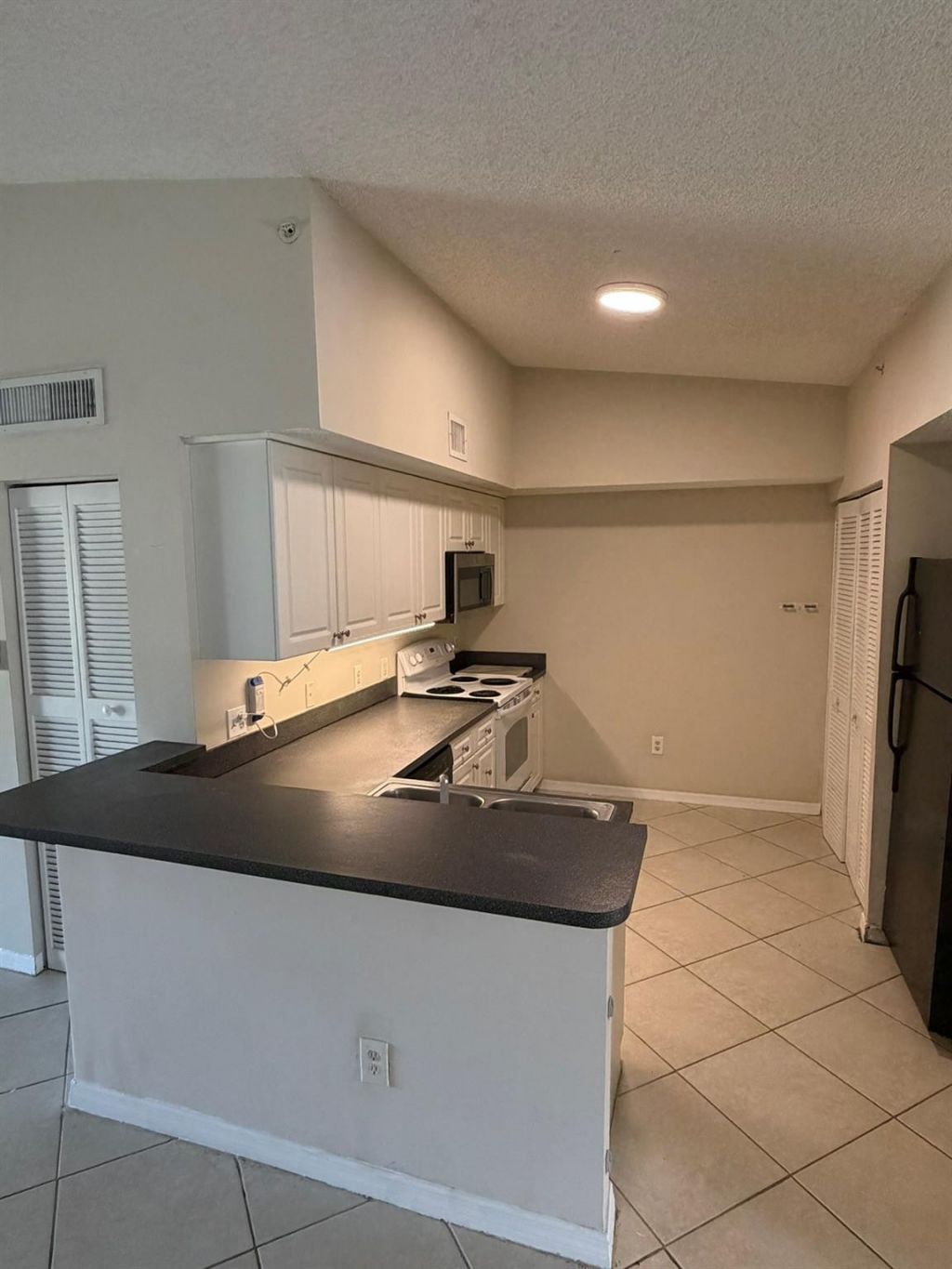 165 NW 96th Te, Unit 3306, Pembroke Pines, FL 33024 Photo