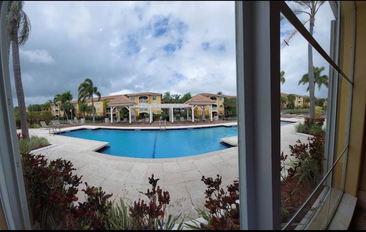 165 NW 96th Te, Unit 3306, Pembroke Pines, FL 33024 Photo