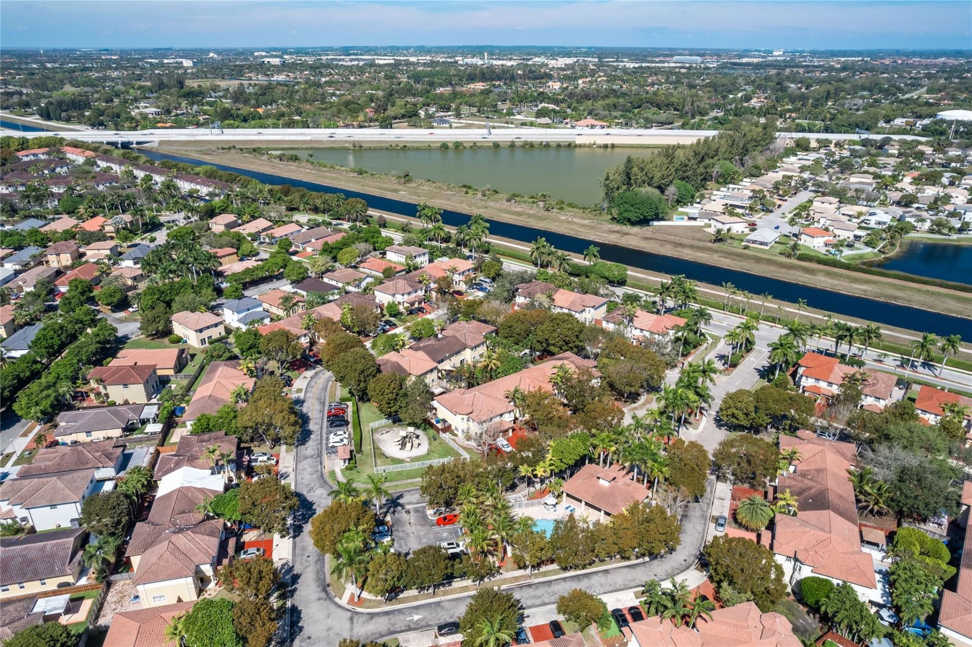 4958 SW 135th Terrace, Miramar, FL 33027 Photo