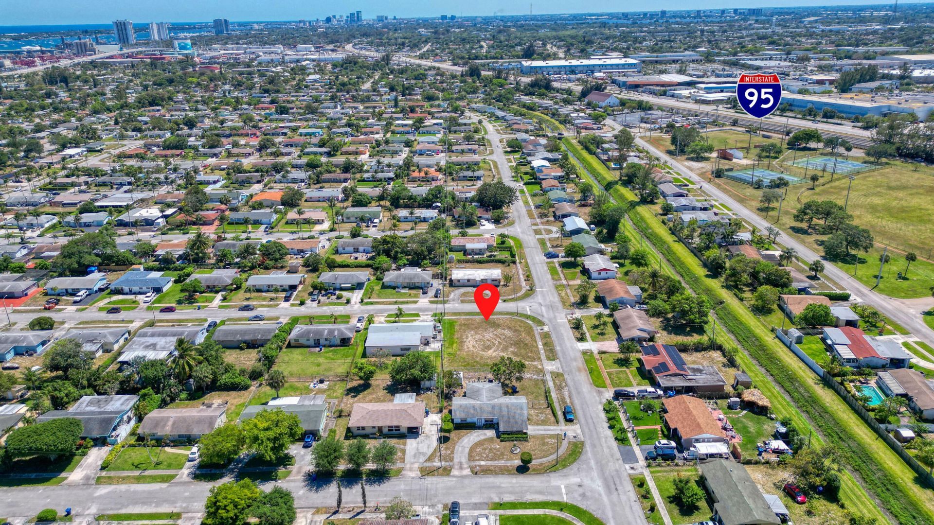 398 W 23rd Street, Riviera Beach, FL 33404 Photo