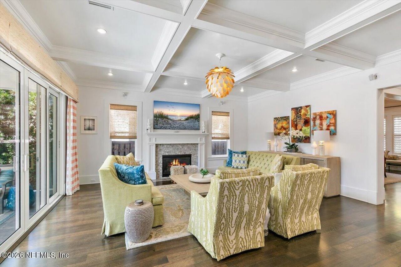 360 5th Street, Atlantic Beach, FL 32233 Photo