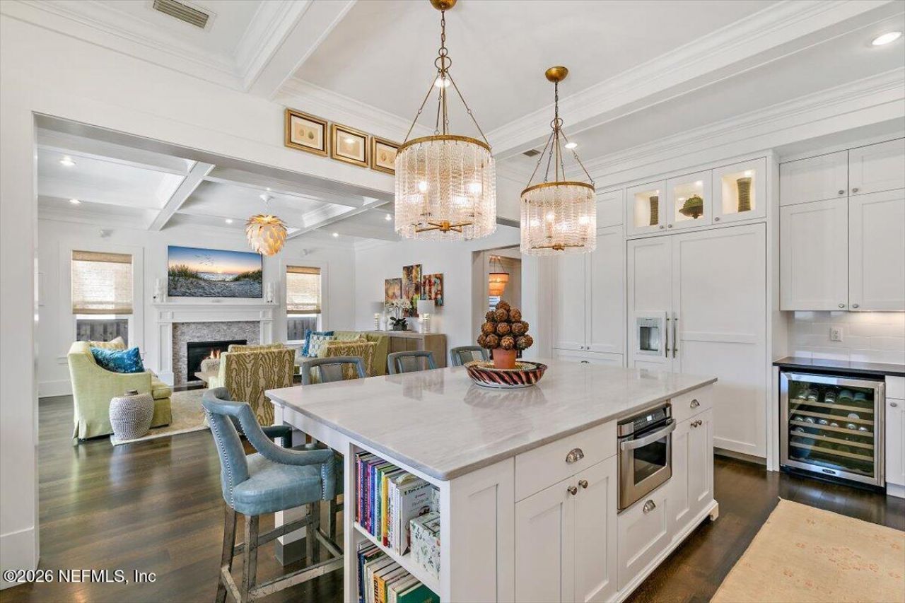 360 5th Street, Atlantic Beach, FL 32233 Photo