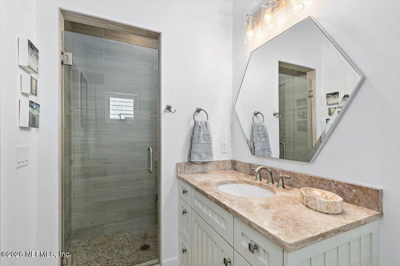 360 5th Street, Atlantic Beach, FL 32233 Photo