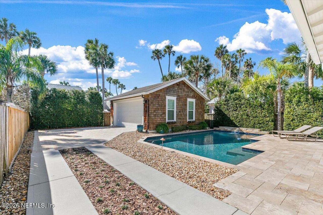 360 5th Street, Atlantic Beach, FL 32233 Photo