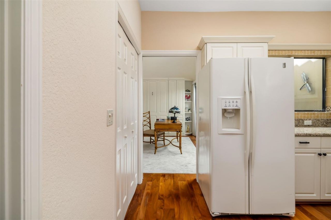 2326 Harbour Oaks Drive, Longboat Key, FL 34228 Photo