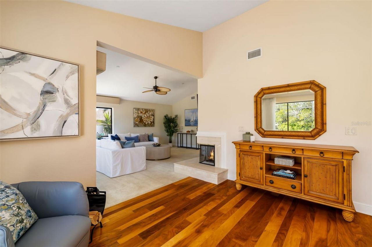 2326 Harbour Oaks Drive, Longboat Key, FL 34228 Photo