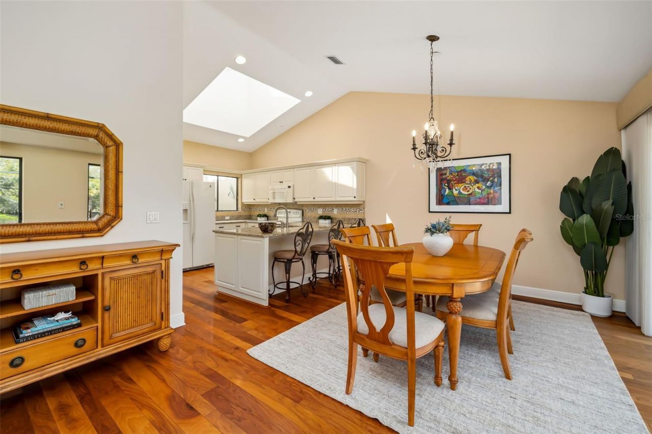 2326 Harbour Oaks Drive, Longboat Key, FL 34228 Photo