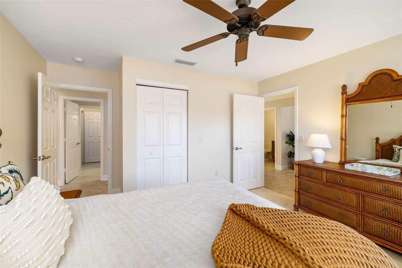 2326 Harbour Oaks Drive, Longboat Key, FL 34228 Photo