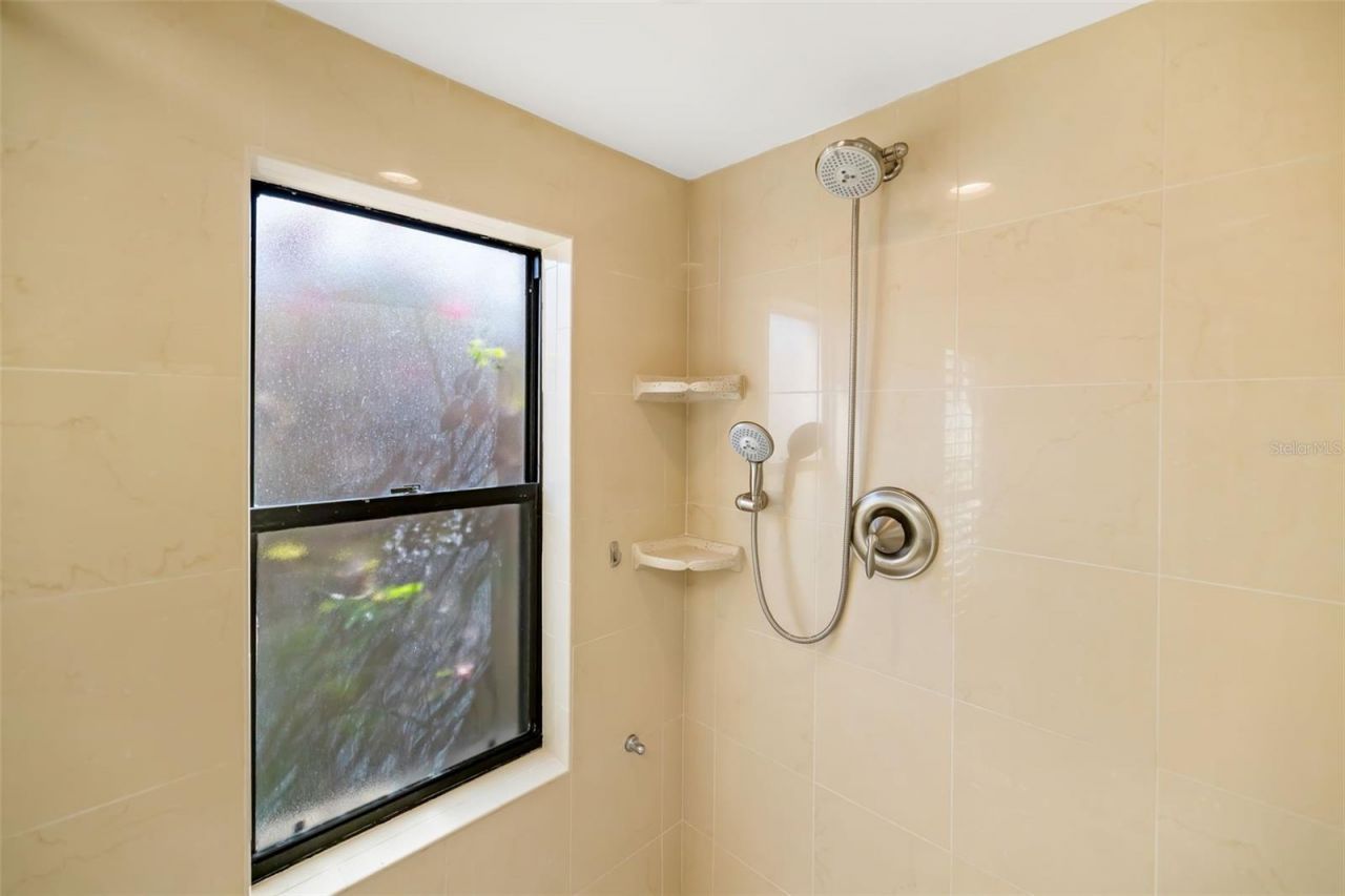 2326 Harbour Oaks Drive, Longboat Key, FL 34228 Photo