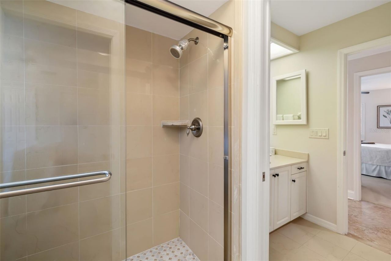 2326 Harbour Oaks Drive, Longboat Key, FL 34228 Photo