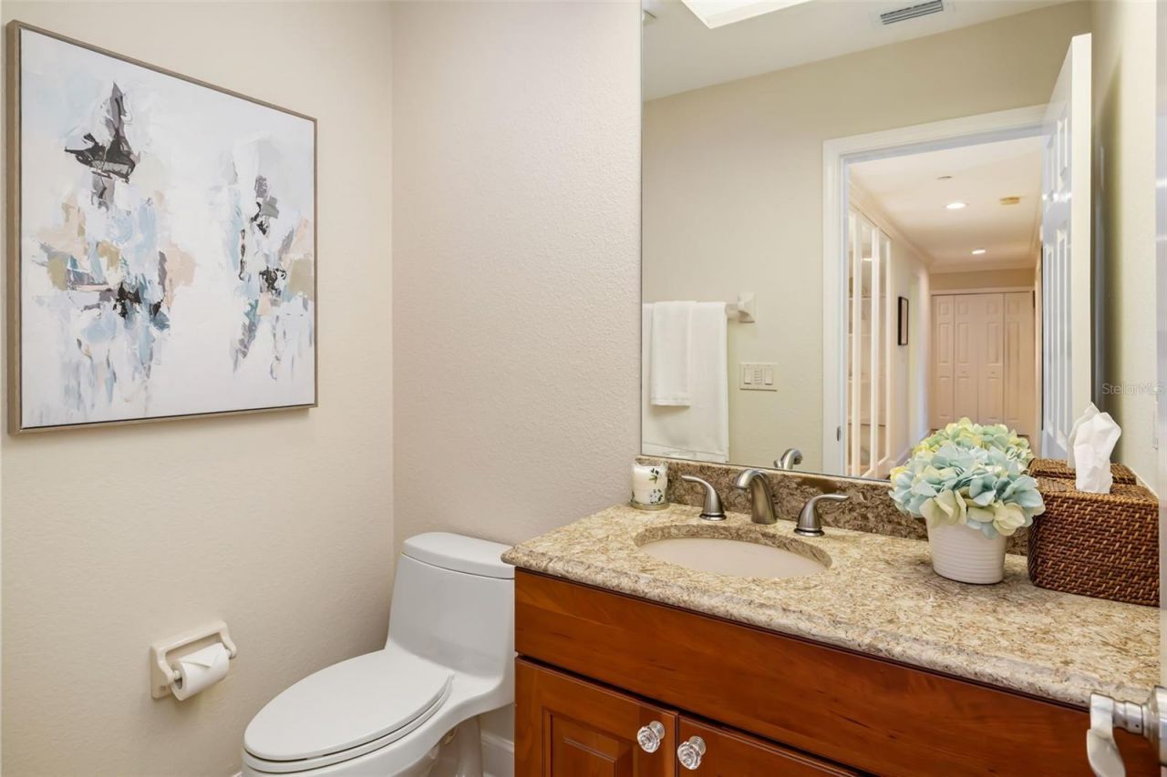 2326 Harbour Oaks Drive, Longboat Key, FL 34228 Photo