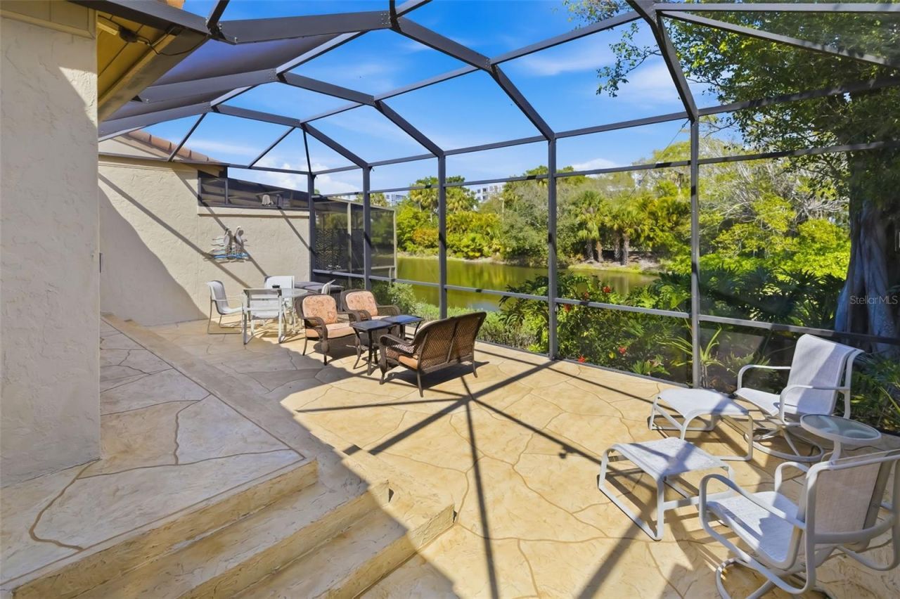 2326 Harbour Oaks Drive, Longboat Key, FL 34228 Photo