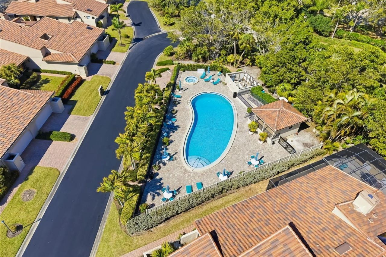 2326 Harbour Oaks Drive, Longboat Key, FL 34228 Photo