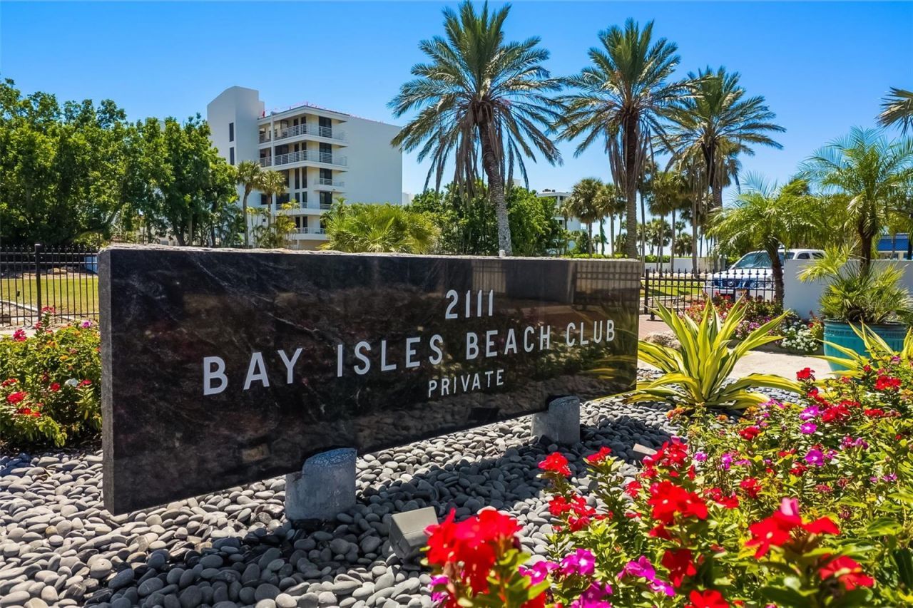 2326 Harbour Oaks Drive, Longboat Key, FL 34228 Photo