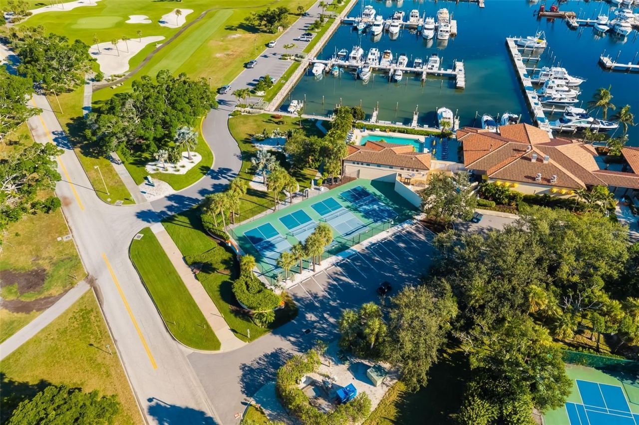 2326 Harbour Oaks Drive, Longboat Key, FL 34228 Photo