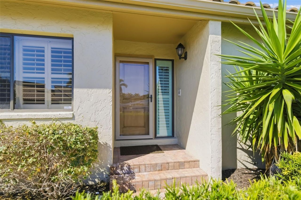 2326 Harbour Oaks Drive, Longboat Key, FL 34228 Photo