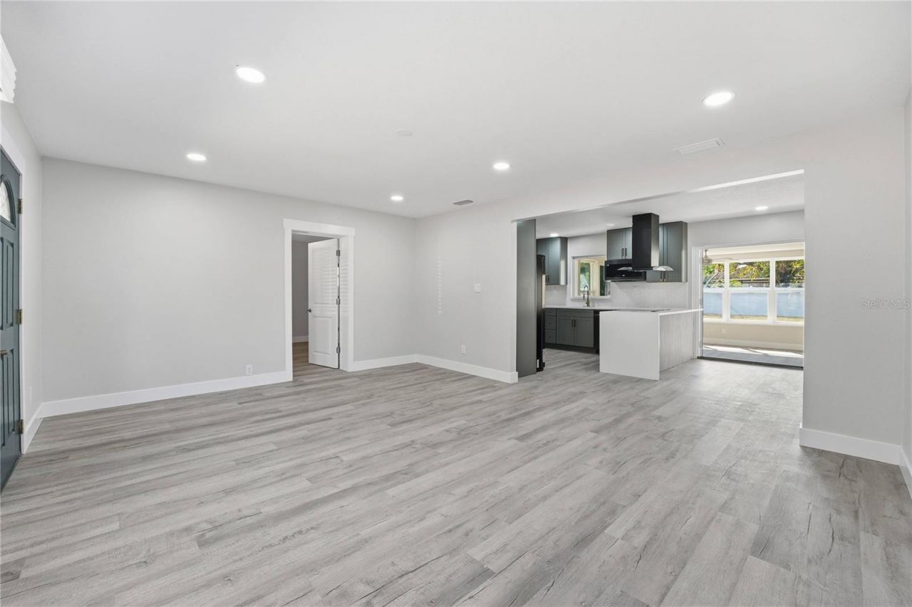 3223 1st Avenue W, Bradenton, FL 34205 Photo