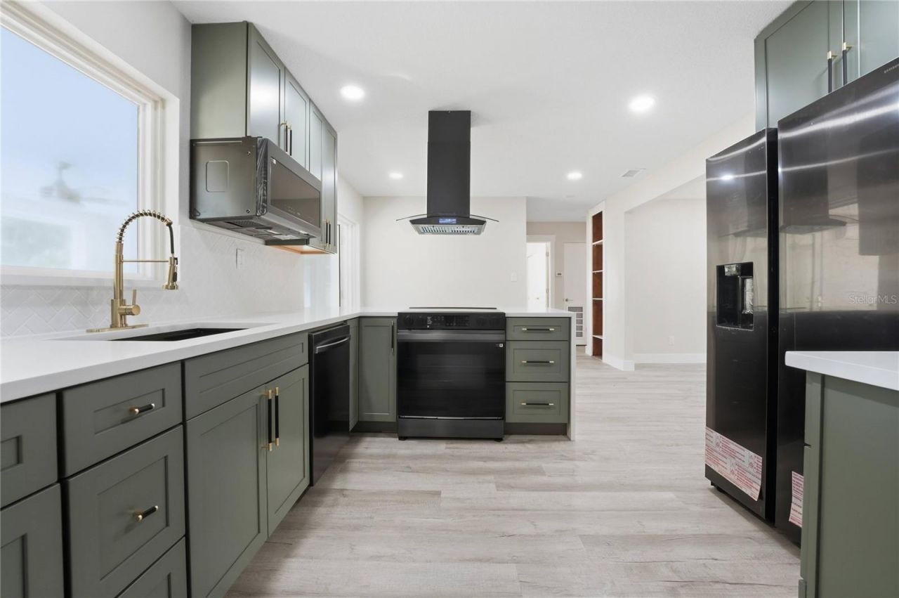 3223 1st Avenue W, Bradenton, FL 34205 Photo