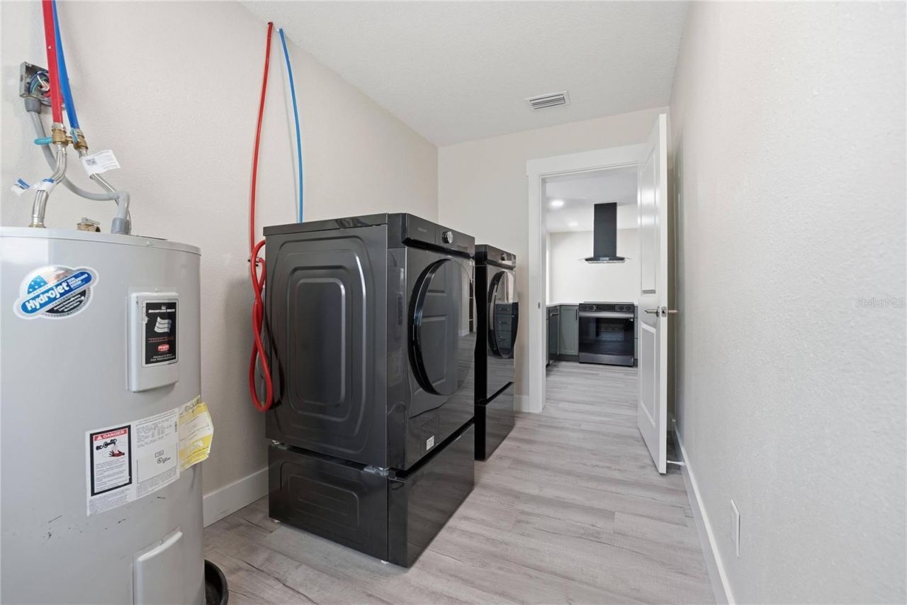 3223 1st Avenue W, Bradenton, FL 34205 Photo