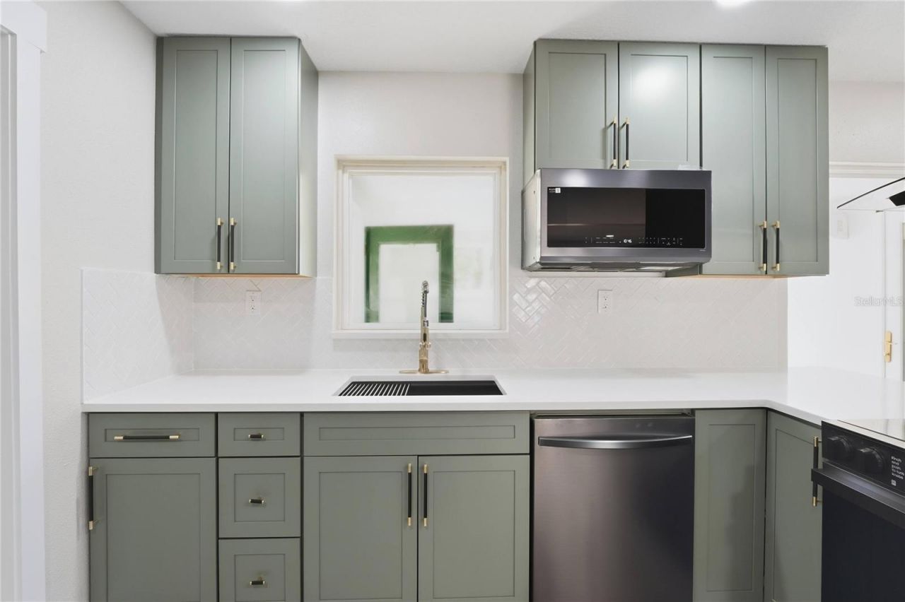 3223 1st Avenue W, Bradenton, FL 34205 Photo