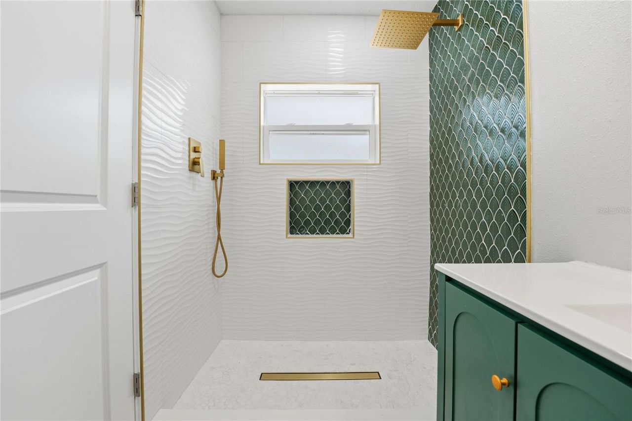 3223 1st Avenue W, Bradenton, FL 34205 Photo