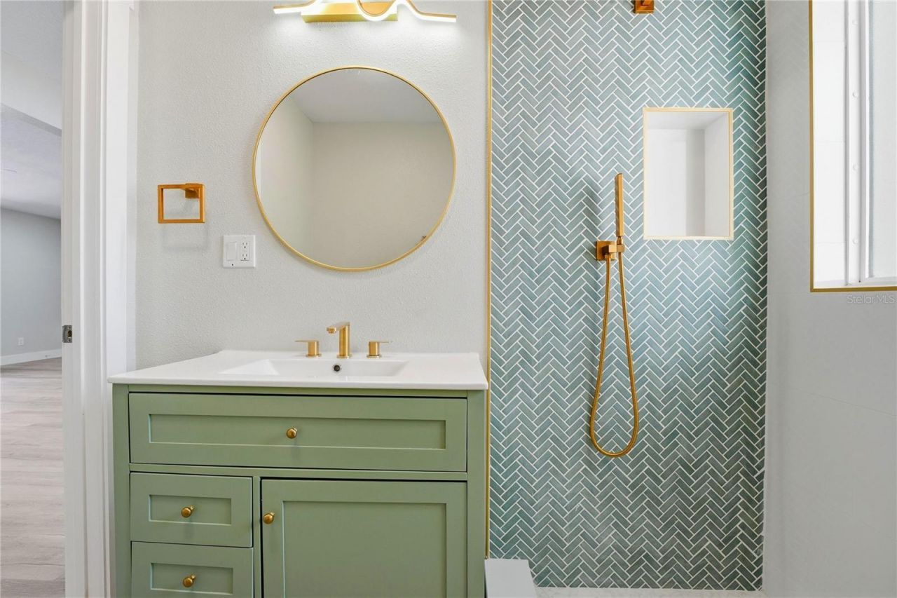 3223 1st Avenue W, Bradenton, FL 34205 Photo