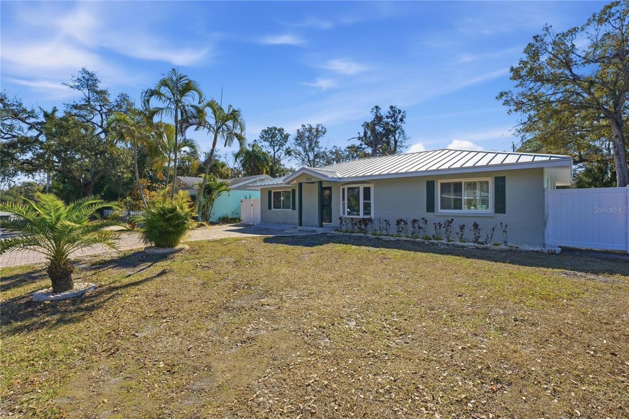 3223 1st Avenue W, Bradenton, FL 34205 Photo