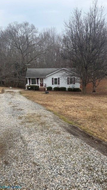 134 Rabbit Run, Saluda, VA 23149 Main Photo