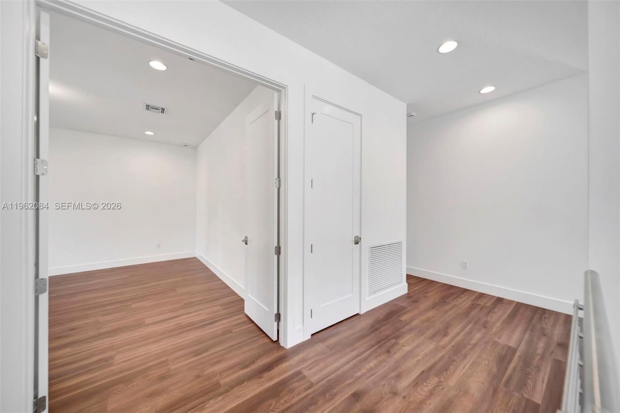 1427 SW 23rd St, Unit 1427, Fort Lauderdale, FL 33315 Photo