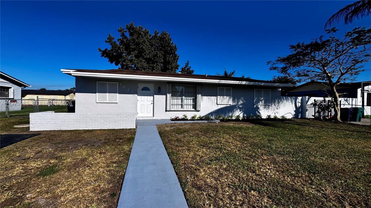 14335 SW 109th Ct, Miami, FL 33176 Main Photo