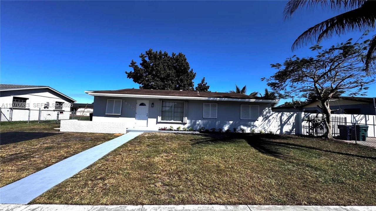 14335 SW 109th Ct, Miami, FL 33176 Photo