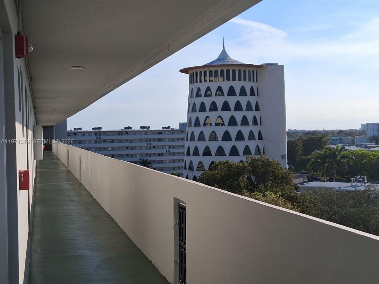 1770 NE 191st St , Unit 813-1, Miami, FL 33179 Photo