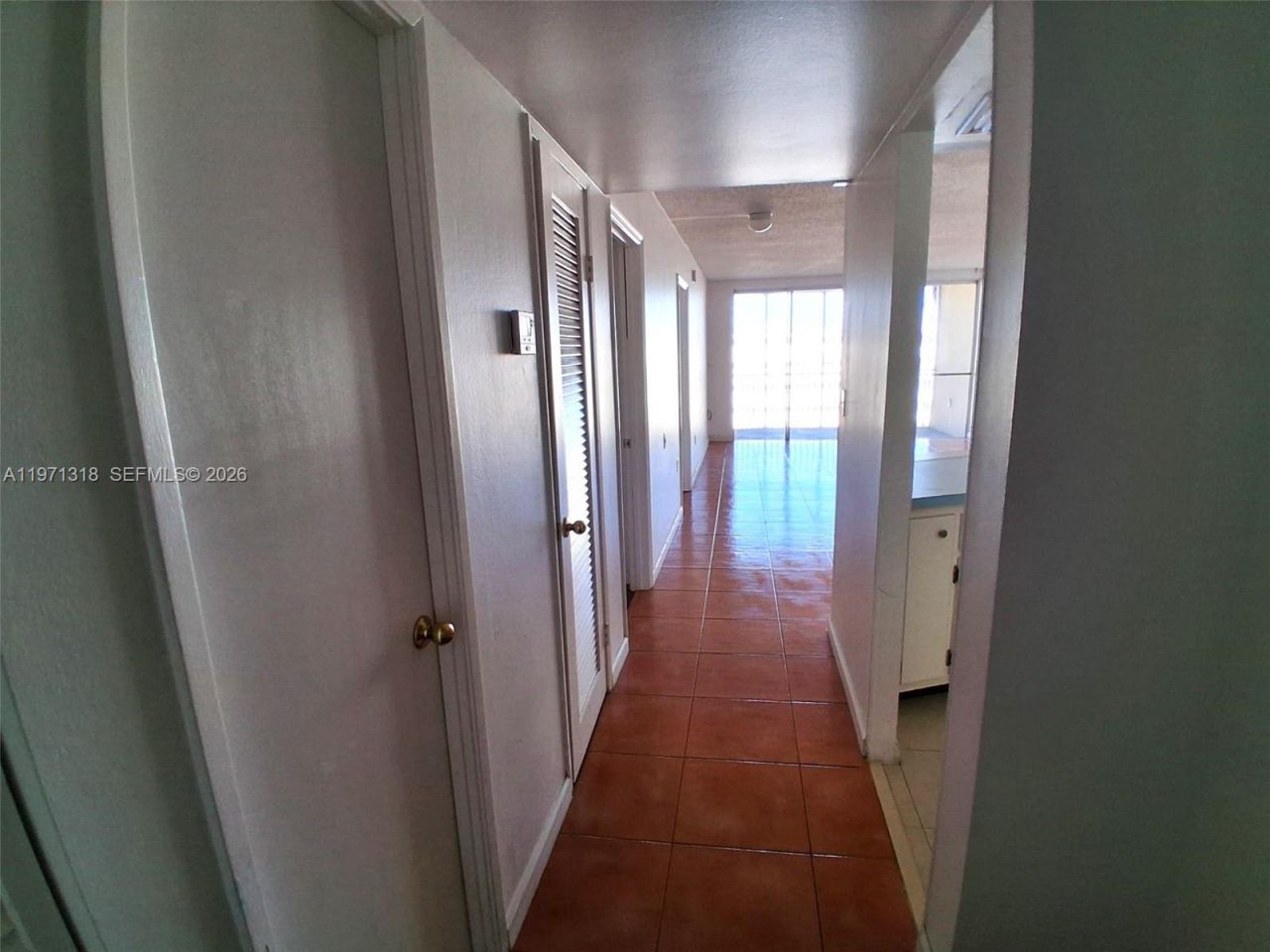 1770 NE 191st St , Unit 813-1, Miami, FL 33179 Photo