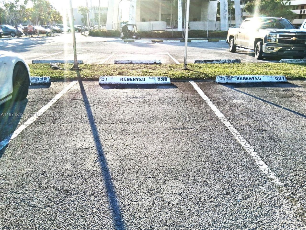 1770 NE 191st St , Unit 813-1, Miami, FL 33179 Photo