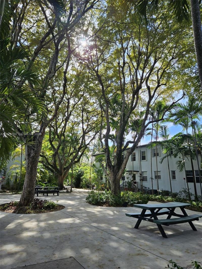 5660 SW 78th St, Unit 6A, Miami, FL 33143 Photo