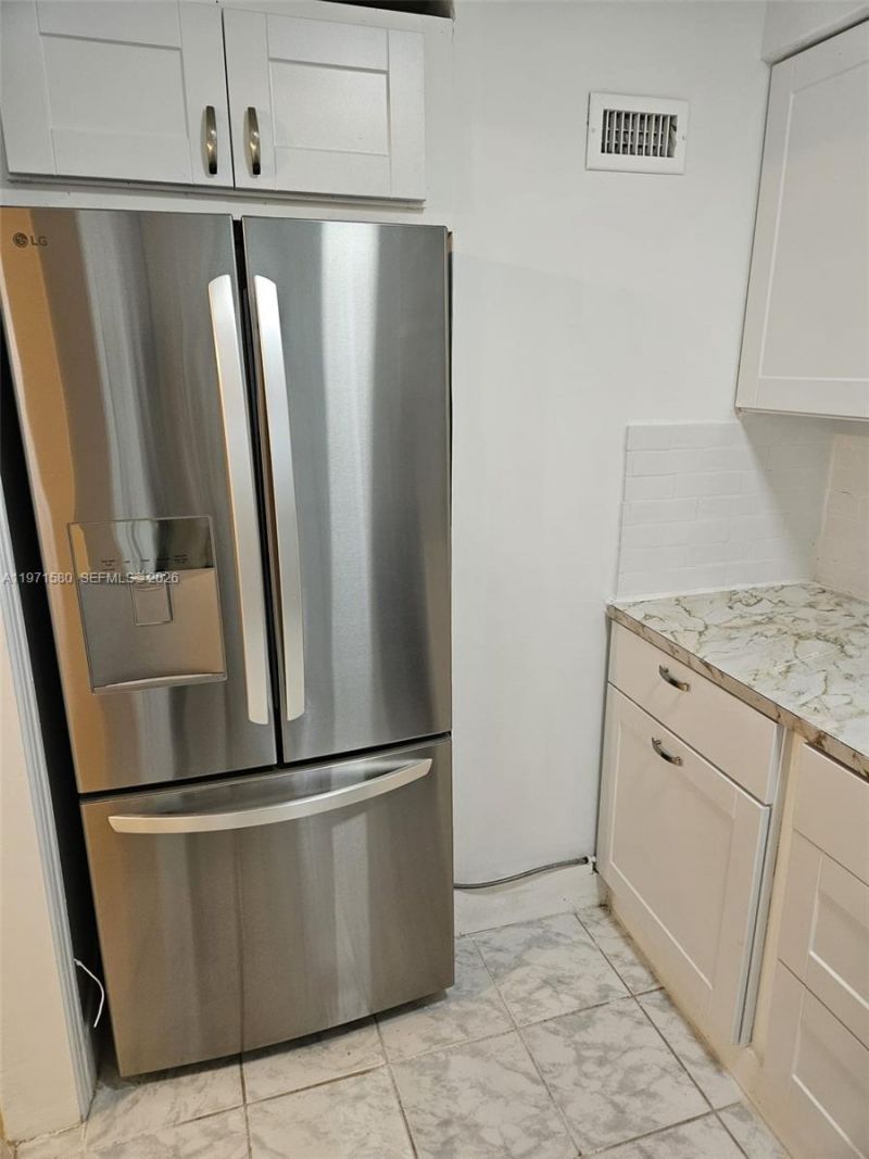 5660 SW 78th St, Unit 6A, Miami, FL 33143 Photo