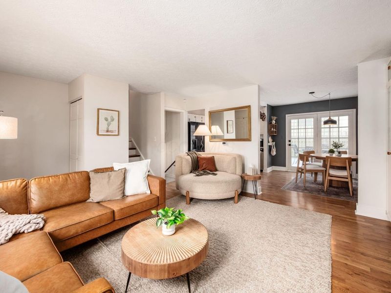 3691 Cannongate Drive, Columbus, OH 43228 Photo 9