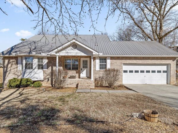 8719 Glenaire Drive, Chattanooga, TN 37416