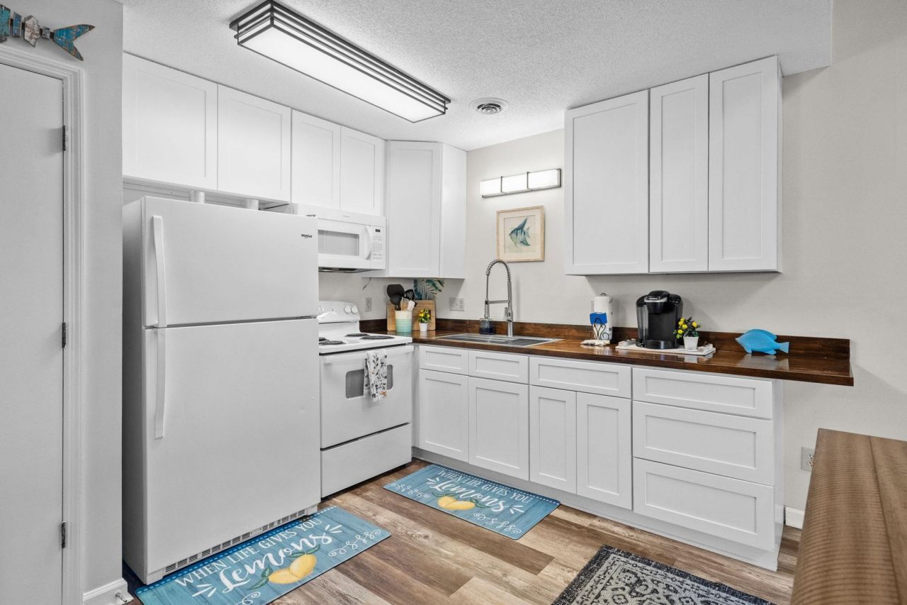 1920 Bent Grass Dr. Photo 17